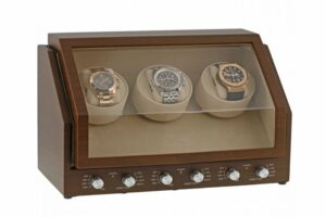 Triple watch winder
