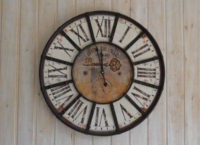 old roman analog clock