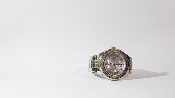 guess wrist watch