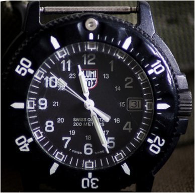 luminox watch face 