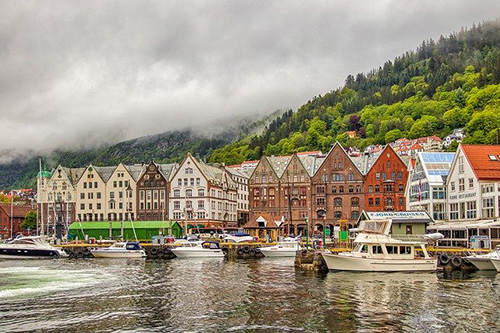 norway houses landscape