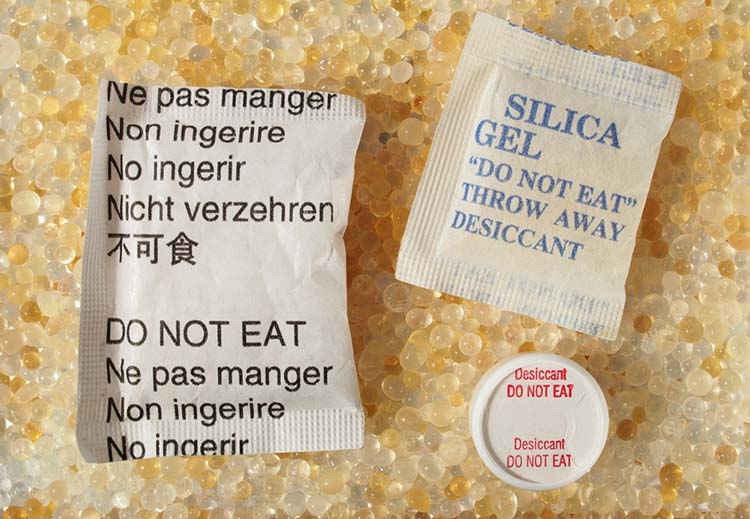 Macro of silica gel bags