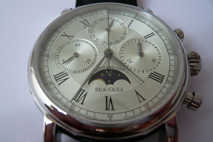 View of the Se-Gull M199S Chronograph manufactured by Tianjin Seagull Watch Group