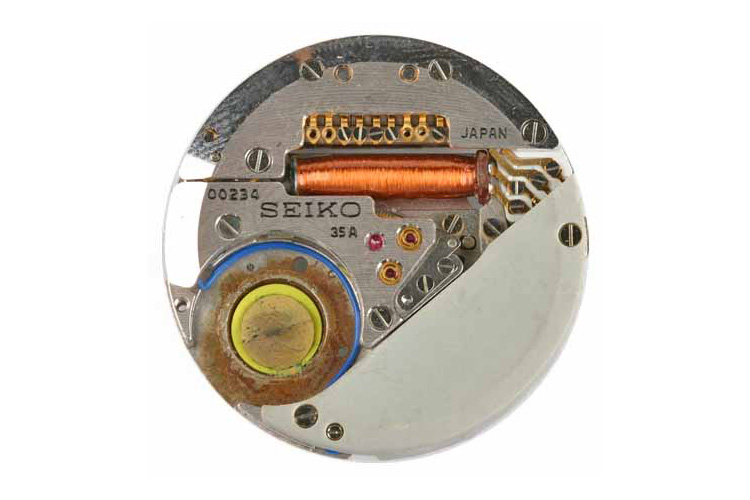 First quartz wristwatch movement, used in the Seiko Astron, Caliber 35A, Nr. 00234, Seiko, Japan, 1969 (German Clock Museum, Inv. 2010-006)